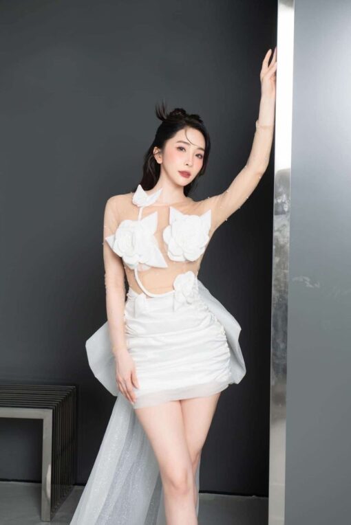 ชุดเดรส ชุดเจ้าสาว ซีทรู ดอกกุหลาบ สีขาว-ครีม 2117 Size M BKK - Image 6
