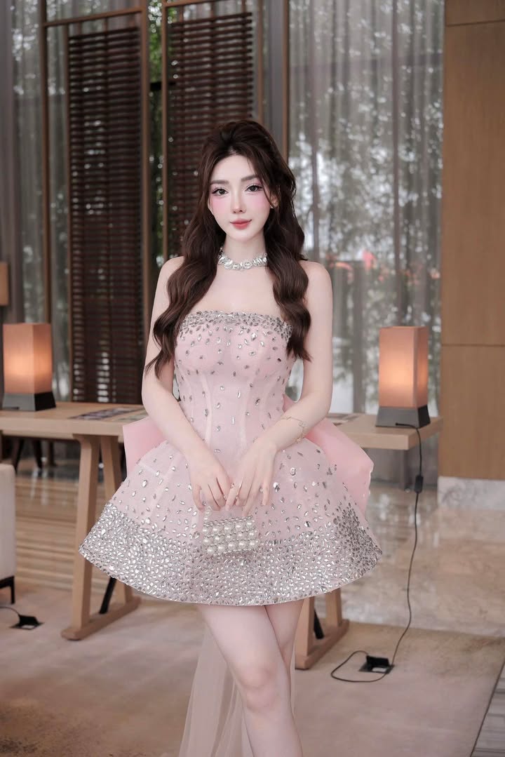 ชุดเดรส เกาะอก แต่งเพชรกลิตเตอร์+โบว์ สีชมพู 2034 Size S BKK - Image 3