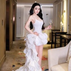 ชุดเดรส สายเดี่ยว แต่งดอก+หางยาว สีขาว 2023 Size S BKK