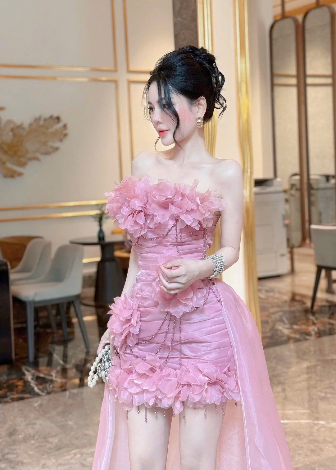 ชุดเดรส เกาะอก แต่งดอก สีชมพู แต่งหาง 2008 BKK Size M BKK - Image 3