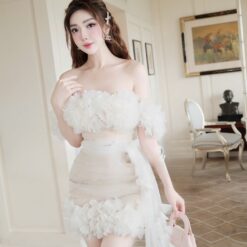ชุดเดรส ปาดไหล่ แต่งดอก สีขาว-ครีม 2003 Size S BKK