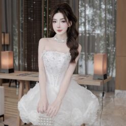 ชุดเดรส เกาะอก แต่งดอก+กลิตเตอร์ สีขาว 2020 Size S BKK