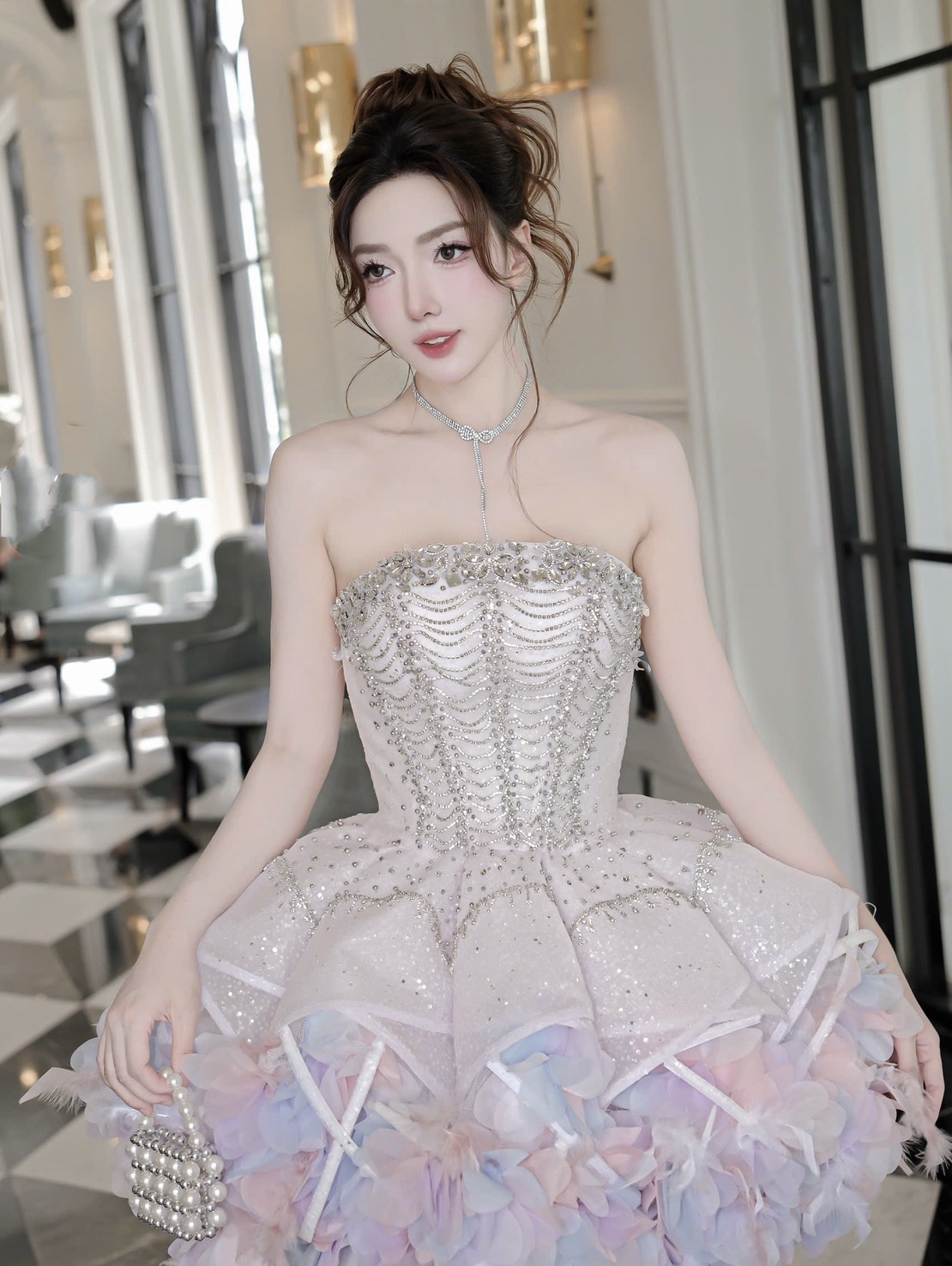 ชุดเดรส เกาะอก แต่งเพชร+ขนนก สีชมพูพาสเทล ม่วง 2024 Size M - Image 5