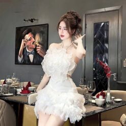 ชุดเซ็ท 2 ชิ้น เสื้อ+กระโปรง แต่งดอก สีขาว 4001 Size S BKK