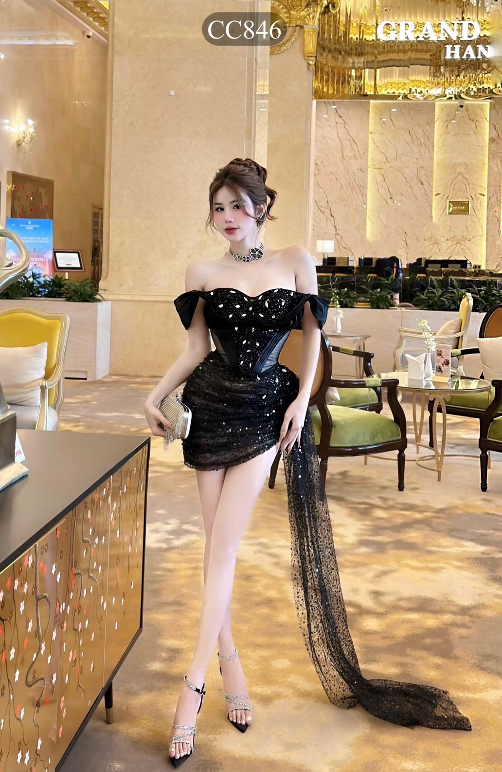 ชุดเดรส ปาดไหล่ แต่งเพชร+กลิตเตอร์ สีดำ 2060 Size S BKK - Image 4