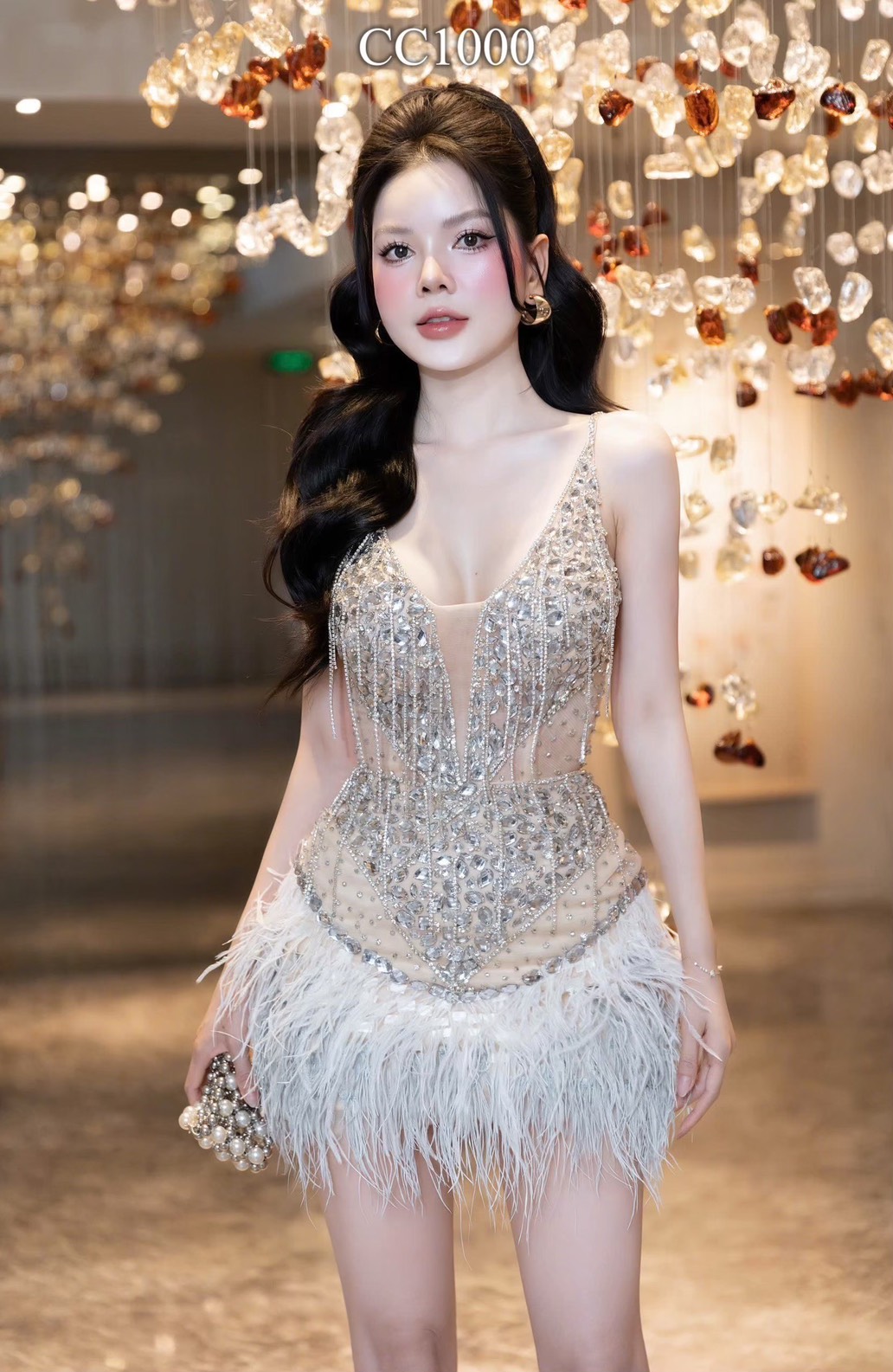 ชุดเดรส สายเดี่ยว แต่งเพชร+ขน สีครีม 2063 Size S BKK