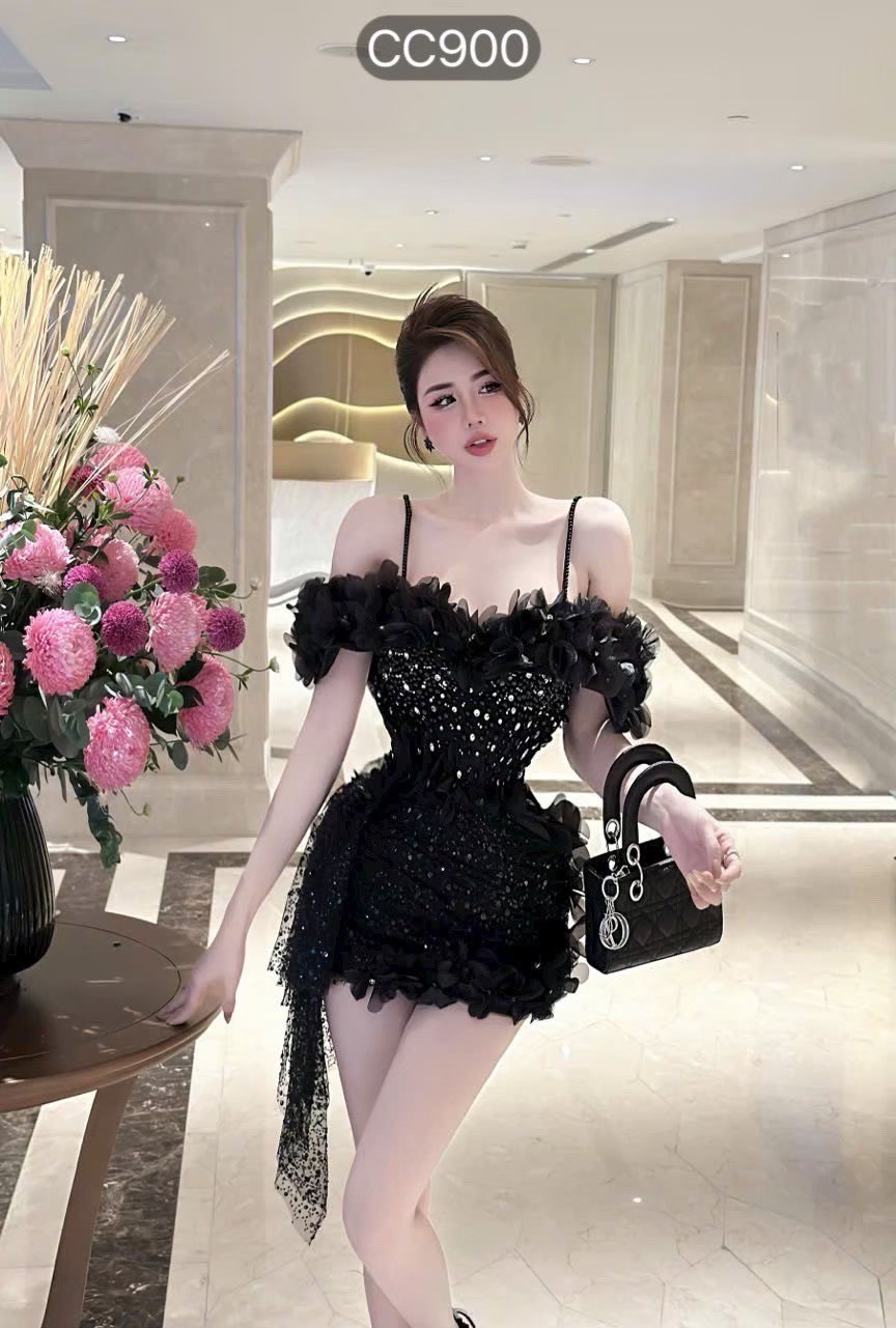 ชุดเดรส สายเดี่ยว ปาดไหล่ แต่งมุก+ดอก สีดำ 2071 Size M
