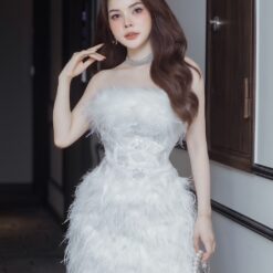 ชุดเดรส เกาะอก แต่งเพชร+ขน สีขาว 2075 Size M BKK