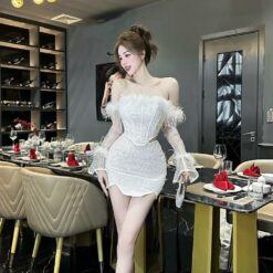 ชุดเซ็ท 2 ชิ้น เสื้อ+กระโปรง แต่งกลิตเตอร์ สีขาว 4006 Size S BKK