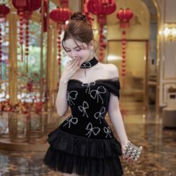 ชุดเดรส ปาดไหล่ แต่งโบว์เพชร สีดำ 2091 Size M BKK