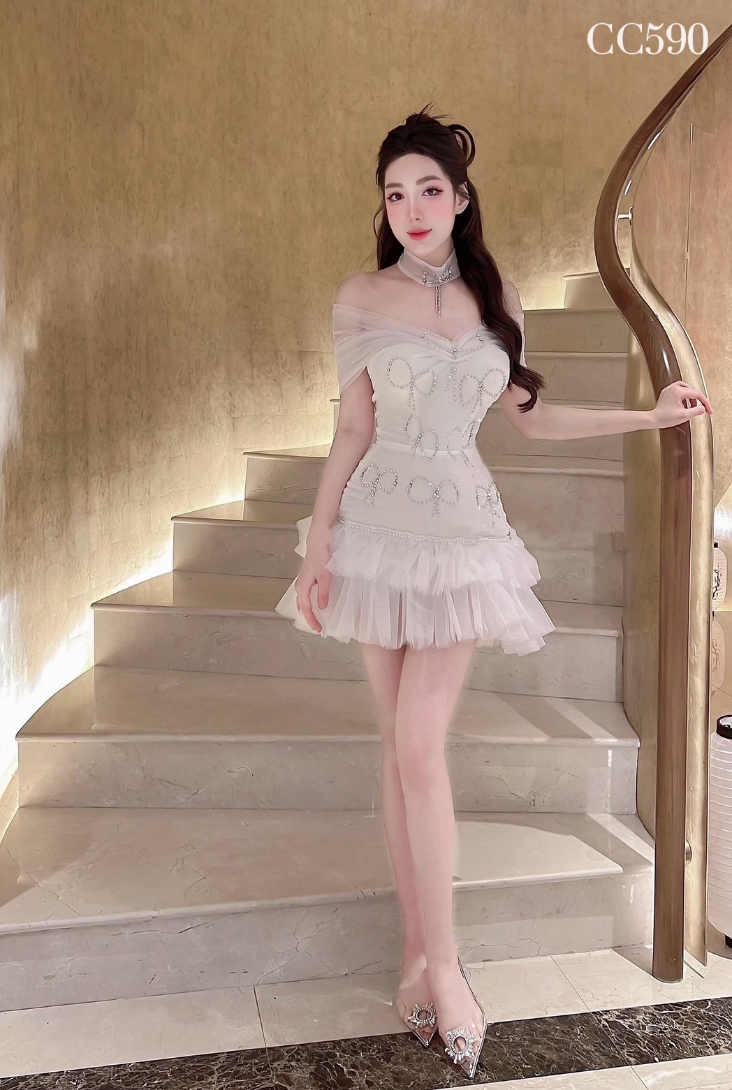 ชุดเดรส ปาดไหล่ แต่งโบว์เพชร สีขาว 2093 Size M BKK - Image 3