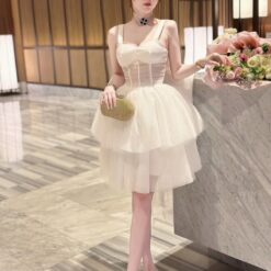 ชุดเดรส แต่งโบว์ ฟูฟ่อง สีขาว 2121 Size M BKK