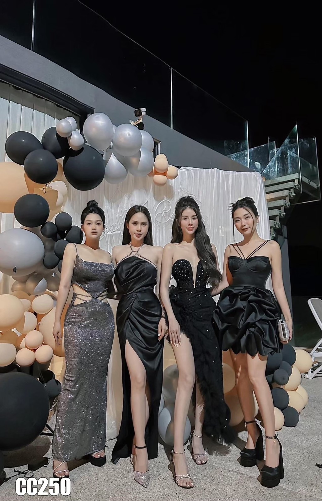 ชุดเดรส ราตรียาว แต่งมุก+เพชร สีดำ 3031 Size M BKK - Image 6