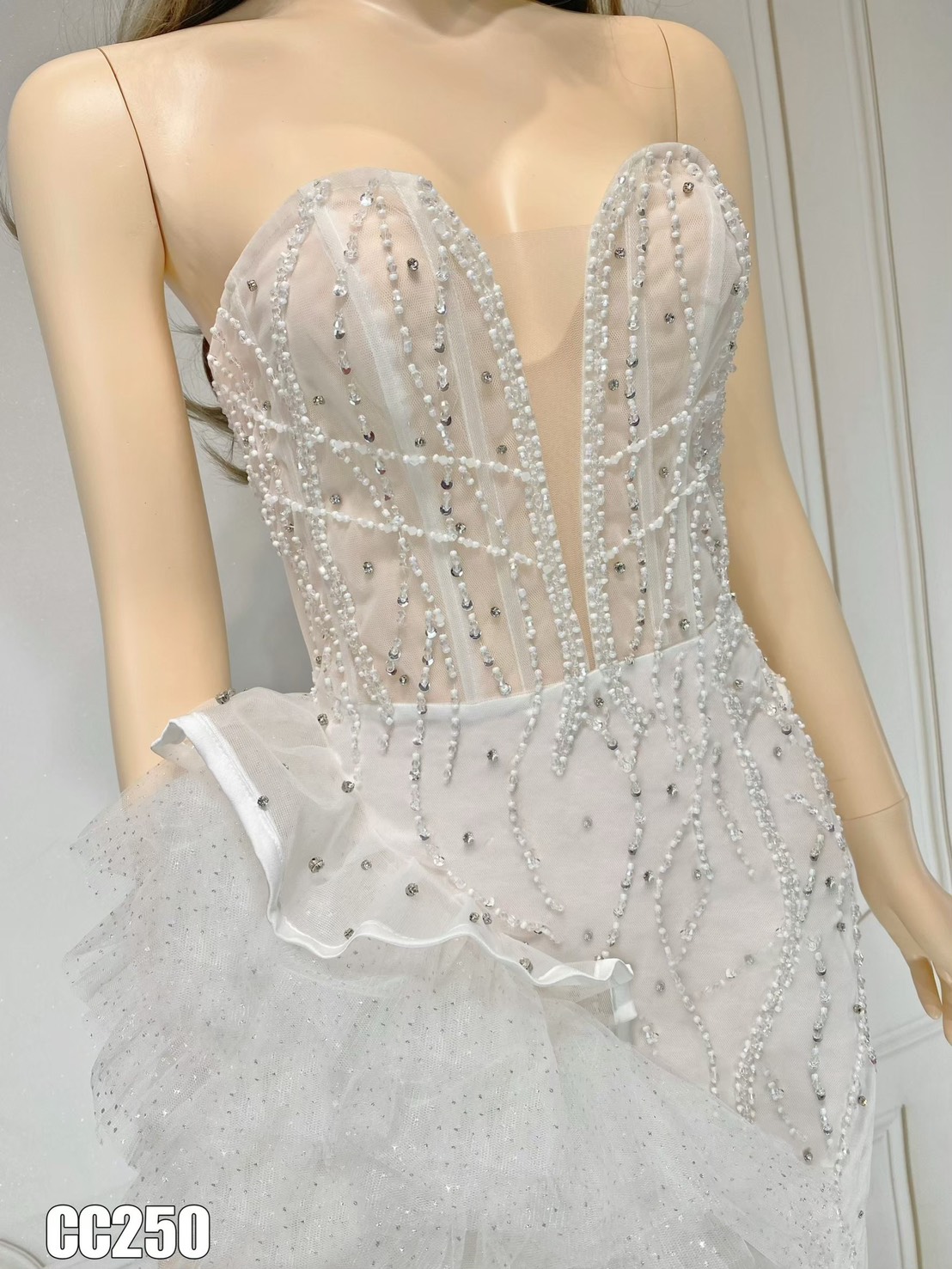 ชุดเดรส ราตรียาว แต่งมุก+เพชร สีขาว 3032 Size M BKK - Image 11