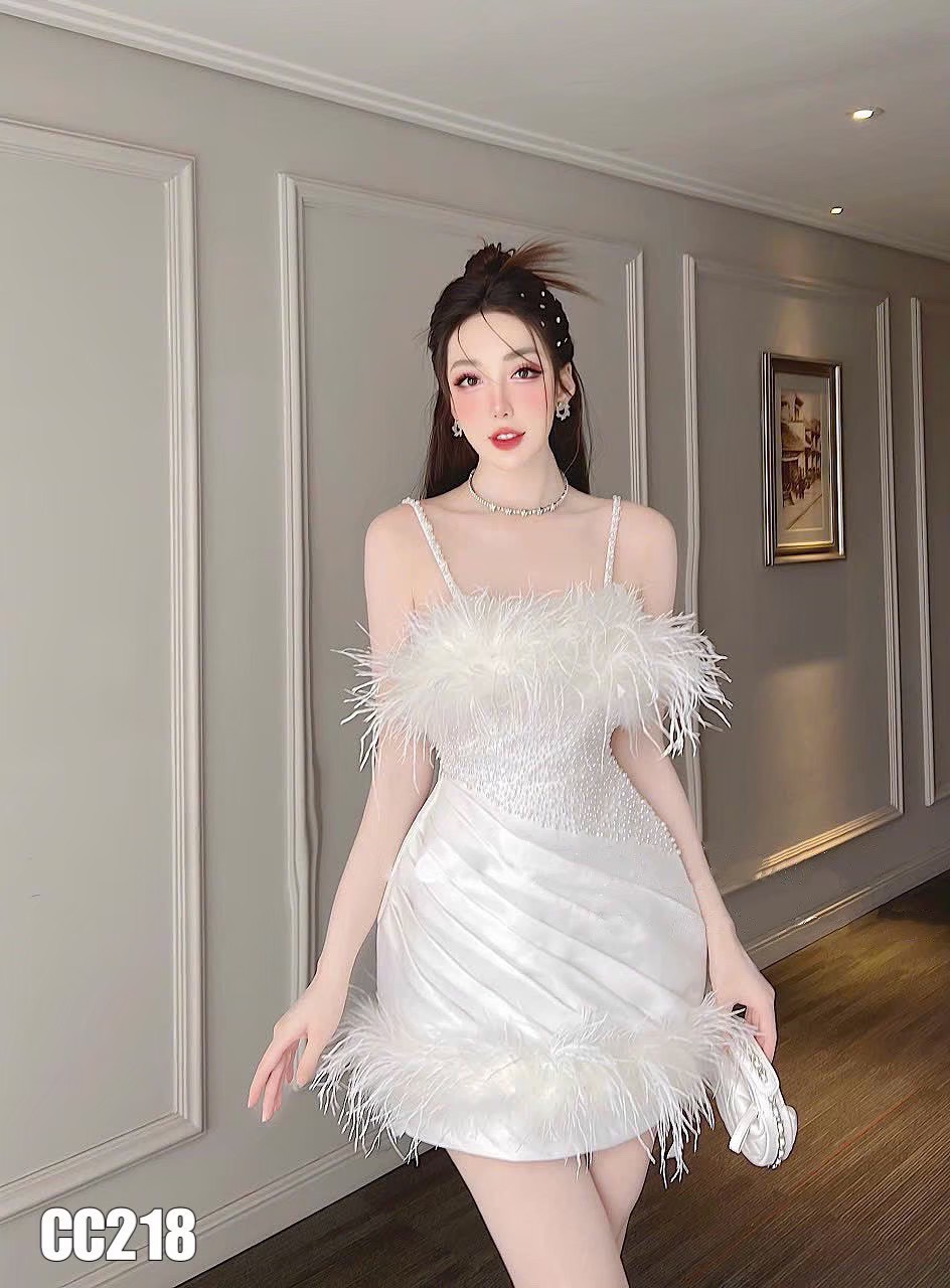 ชุดเดรส สายเดี่ยว แต่งขน สีขาว 2126 Size S-M BKK - Image 2