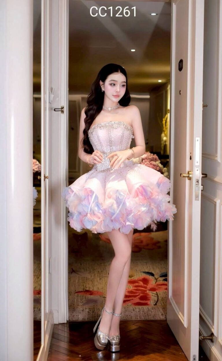 ชุดเดรส เกาะอก แต่งเพชร+ขนนก สีชมพูพาสเทล ม่วง 2024 Size M - Image 3