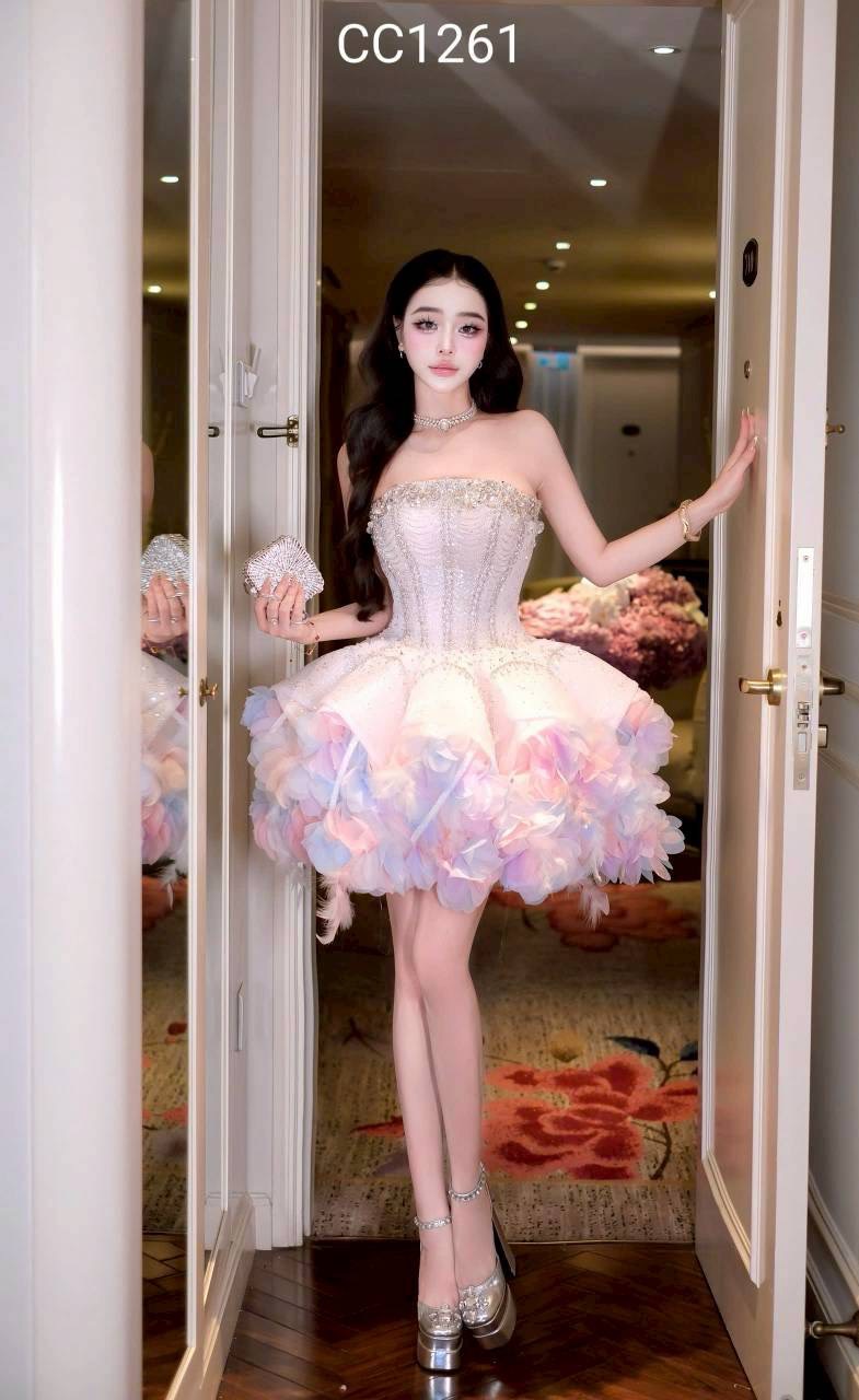 ชุดเดรส เกาะอก แต่งเพชร+ขนนก สีชมพูพาสเทล ม่วง 2024 Size M