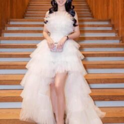 ชุดราตรียาว เกาะอก หางยาว ฟูฟ่อง สีขาว 3027 Size S-M BKK