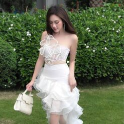 ชุดเซ็ท 2 ชิ้น เสื้อ+กระโปรง แต่งดอก สีขาว 4002 Size S BKK