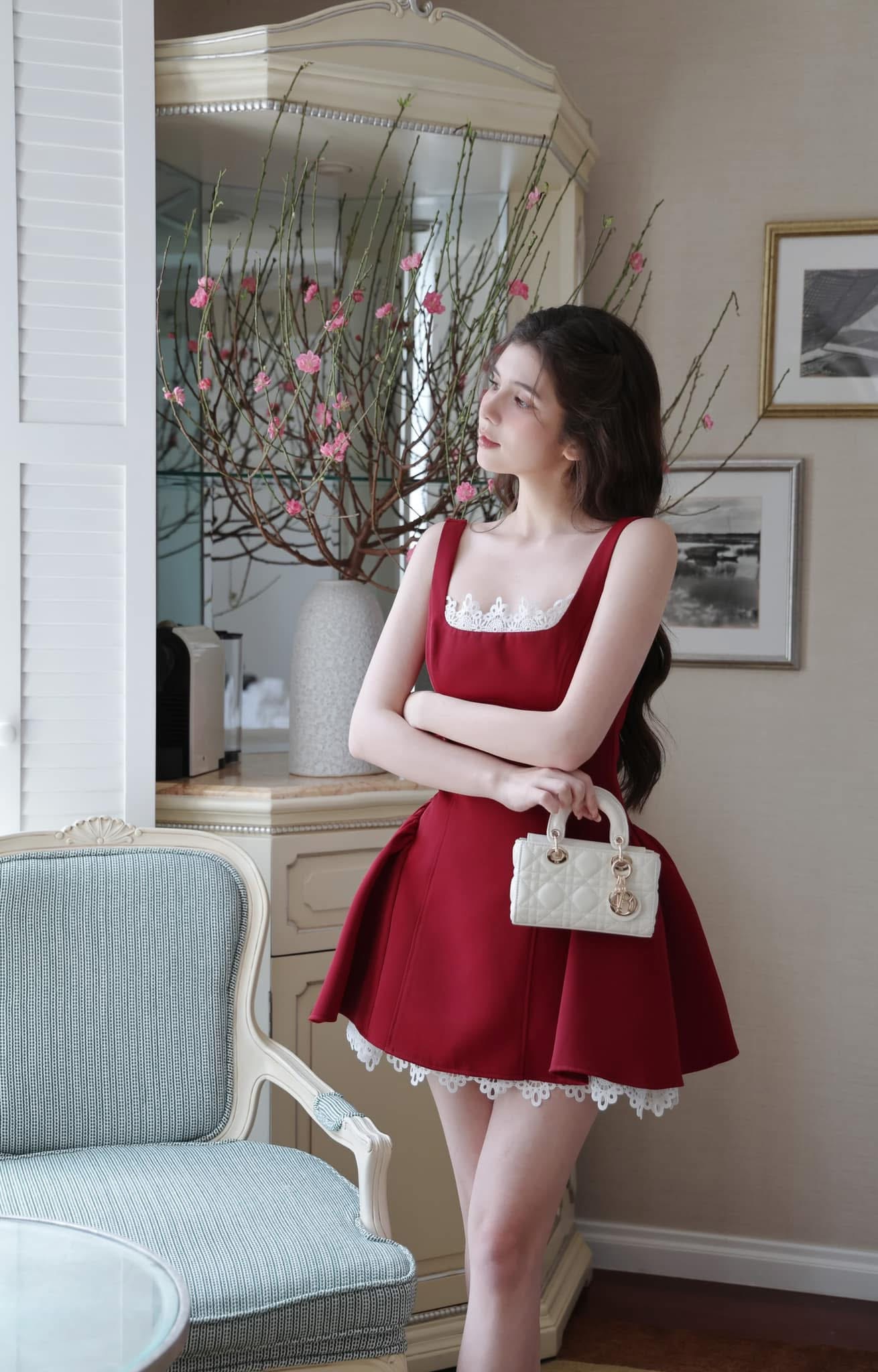 ชุดเดรส แต่งลูกไม้ สีแดง BRAND WABISABI 2148 Size S-M BKK