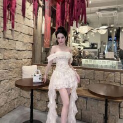 ชุดเดรส ปาดไหล่ ลูกไม้ แต่งระบาย สีขาว-ครีม 2041 Size M BKK