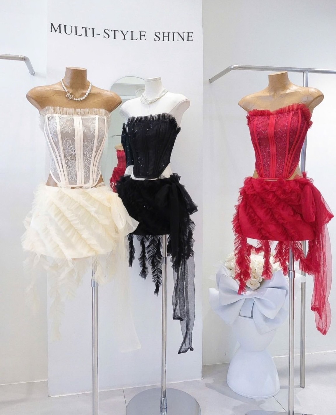 ชุดเซ็ท 2 ชิ้น เสื้อ+กระโปรง แต่งระบาย สีแดง BRAND WABISABI 4013 Size S-M BKK - Image 7
