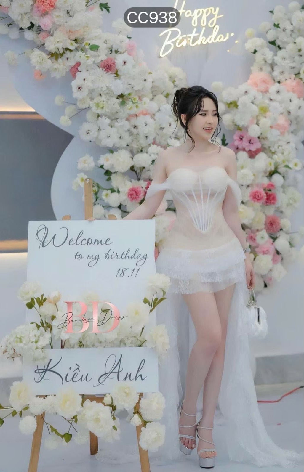 ชุดเดรส ปาดไหล่ ลูกไม้ แต่งระบาย สีขาว-ครีม 2041 Size M BKK - Image 7