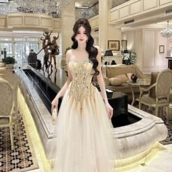 ชุดราตรี เกาะอก แต่งเพชร สีขาว-ครีม Brand HiSo 3043 Size S-M BKK