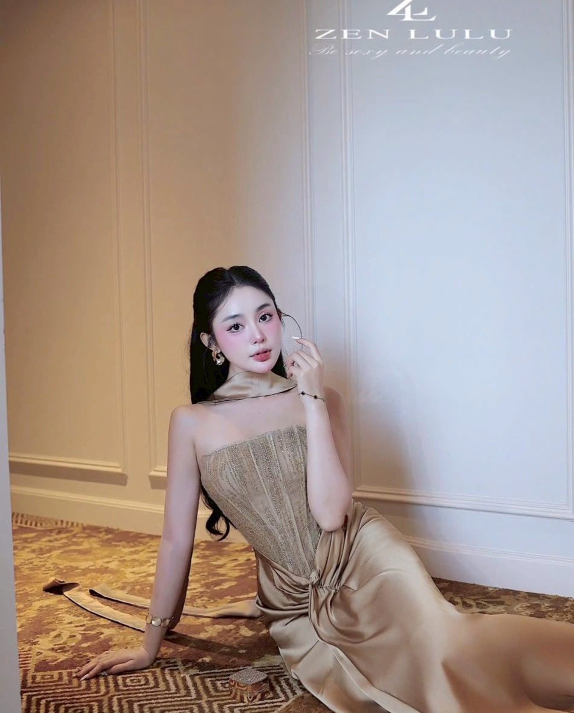 ชุดเดรส-ราตรี เกาะอก สีครีมทอง สีขาว ZEN LULU 3069 SIZE S-M BKK - Image 4