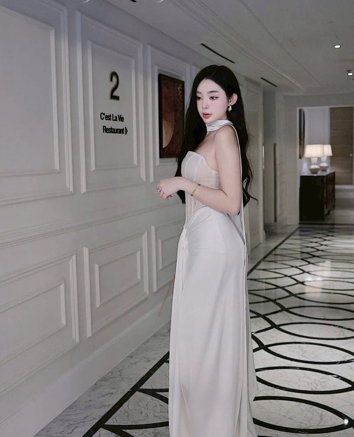 ชุดเดรส-ราตรี เกาะอก สีครีมทอง สีขาว ZEN LULU 3069 SIZE S-M BKK - Image 9