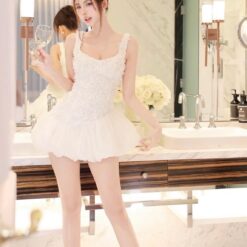 ชุดเดรส สายเดียว แต่งดอกกุหลาบ สีขาว TRANALI 2206 SIZE S-M BKK