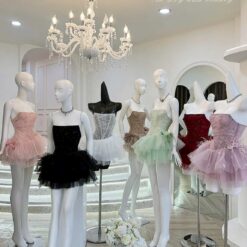 ชุดเดรส เกาะอก กระโปรงฟู แต่งขน สีดำ สีแดง สีชมพู  ZEN LULU เวียดนาม 2200 SIZE S-M BKK