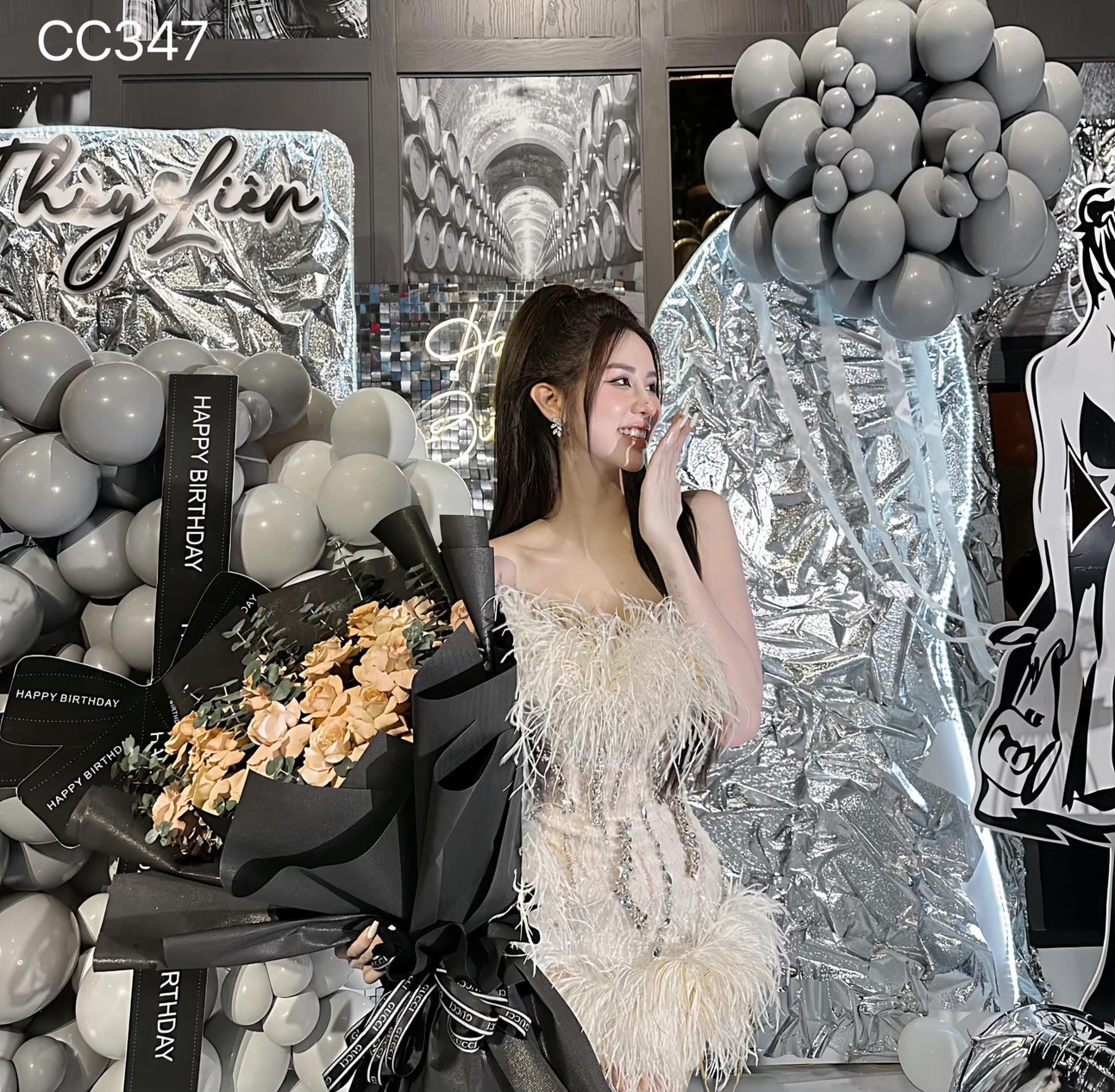 ชุดเดรส ขนนก กลิตเตอร์ สีขาว-ครีม Brand HiSo 2182 Size M-L BKK - Image 2