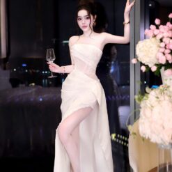 ชุดราตรียาว เกาะอก แต่งมุก สีขาว Brand HiSo 3071 Size S-M BKK