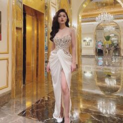 ชุดเดรส แต่งมุก สีขาว Brand HiSo 3045 Size S-M BKK