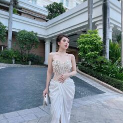 ชุดเดรส แต่งมุก สีขาว Brand HiSo 3045 Size S-M BKK