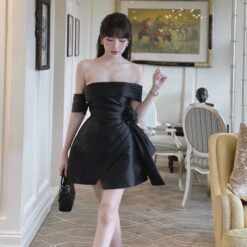 ชุดเดรส ปาดไหล่ แต่งดอก สีขาว สีดำ BASIC&LUXURY 2186 Size S BKK