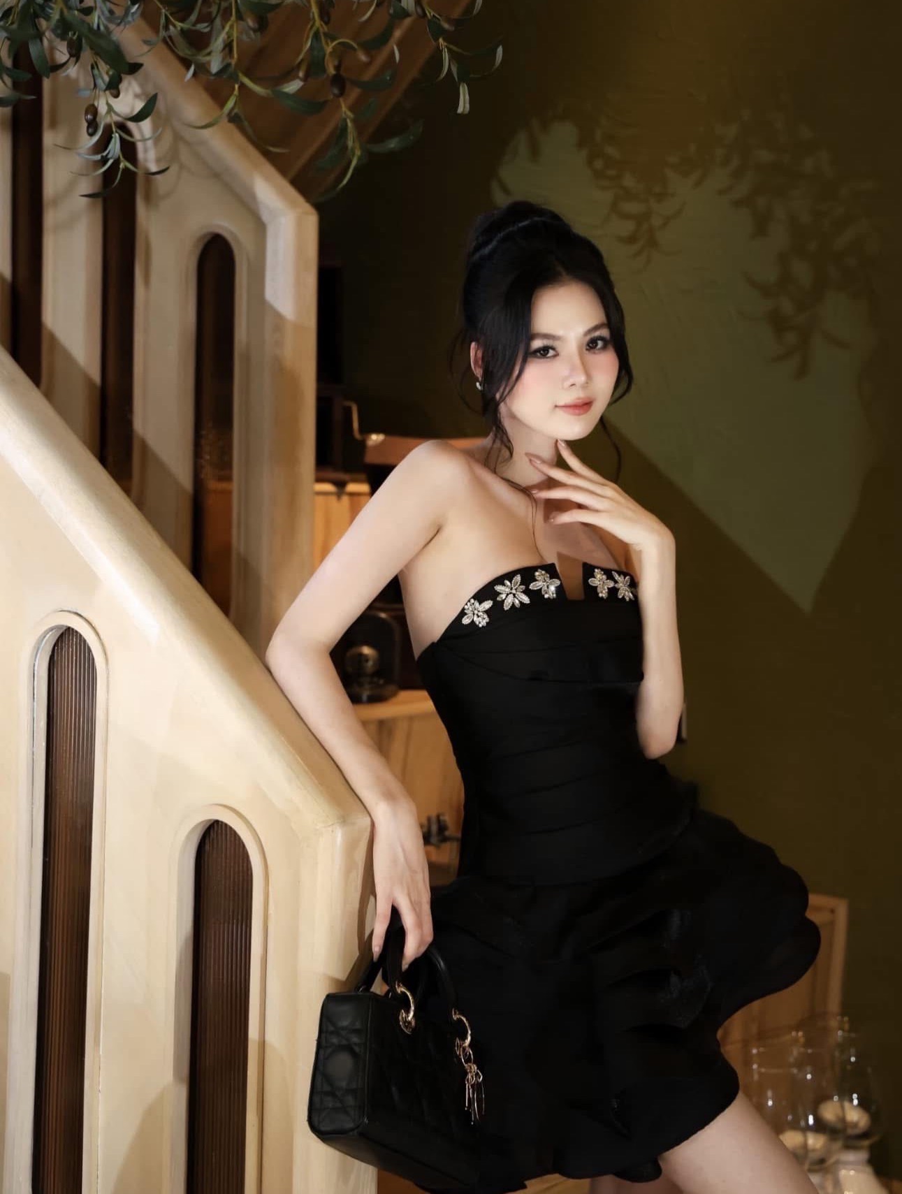 ชุดเดรส แต่งเพชร เกาะอก สีดำ BRAND TRANALI 2167 Size S BKK - Image 4