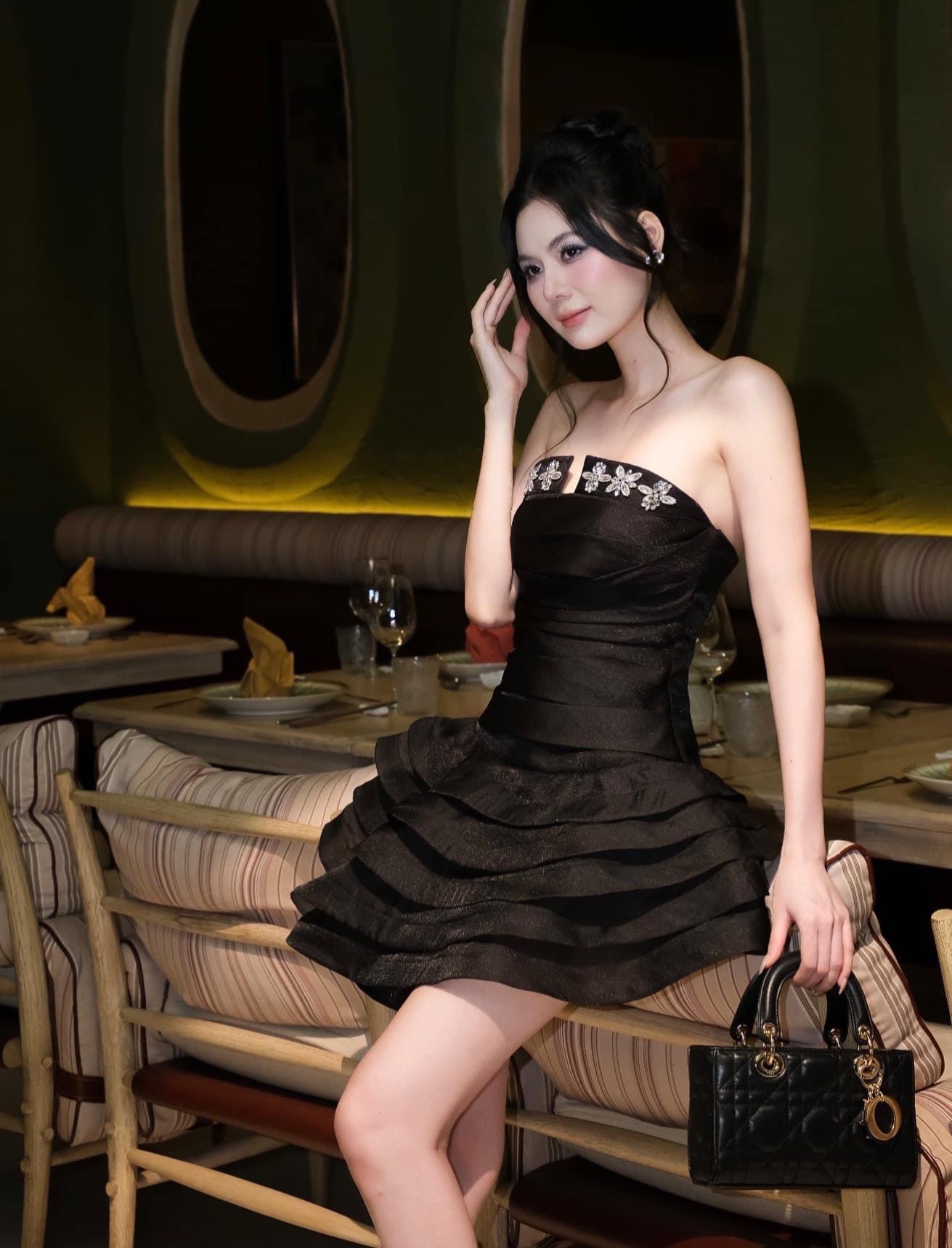 ชุดเดรส แต่งเพชร เกาะอก สีดำ BRAND TRANALI 2167 Size S BKK - Image 2