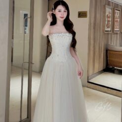 ชุดราตรี เกาะอก แต่งเพชร สีขาว 3048 Size M BKK