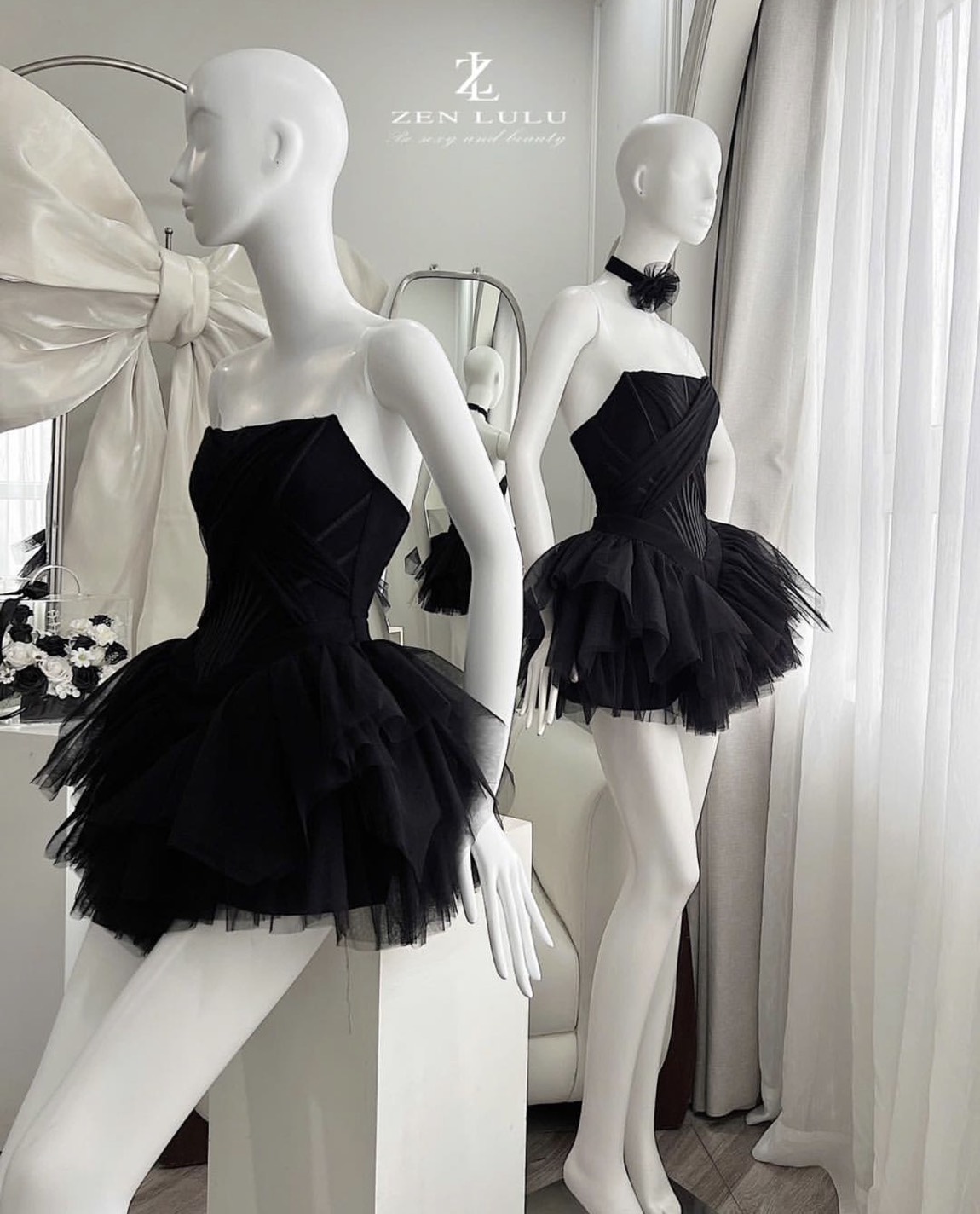 ชุดเดรส เกาะอก กระโปรงฟู ดอกที่คอ สีดำ สีชมพู ZEN LULU 2177 SIZE S-M BKK