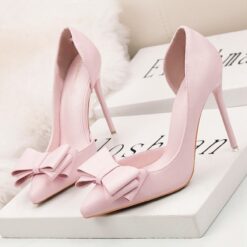 รองเท้า แต่งโบว์ สีขาว สีชมพู สีดำ สีแดง 9002 Size 38 BKK