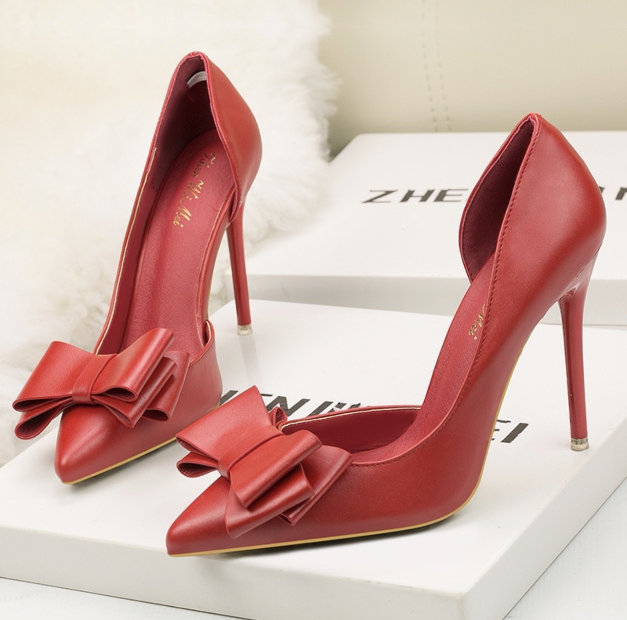 รองเท้า แต่งโบว์ สีขาว สีชมพู สีดำ สีแดง 9002 Size 38 BKK - Image 5