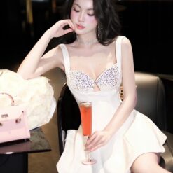 ชุดเดรส สายเดี่ยว แต่งมุก สีขาว RAND THAOBIBI 2217 Size S BKK