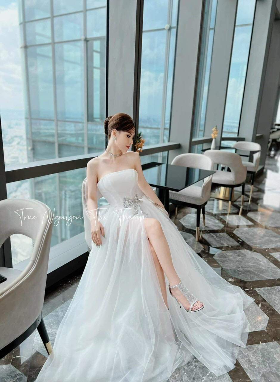 ชุดแต่งงาน ชุดเจ้าสาว สีขาว โบว์เพชร Brand HiSo 3072 Size S2 BKK - Image 8