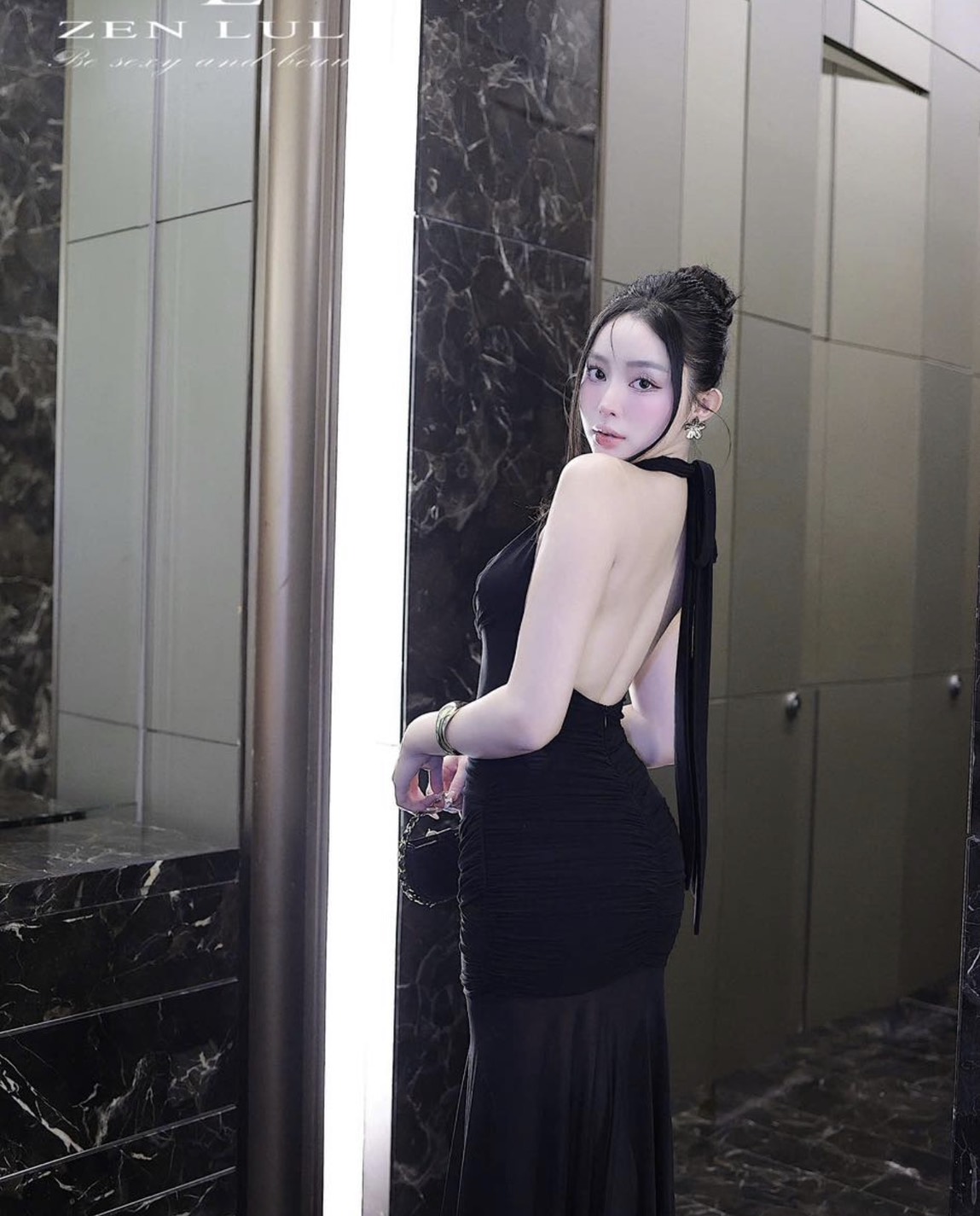 ชุดเดรส-ราตรี คล้องคอ เว้าหลัง สีดำ ZEN LULU 2226 SIZE S-M BKK - Image 3