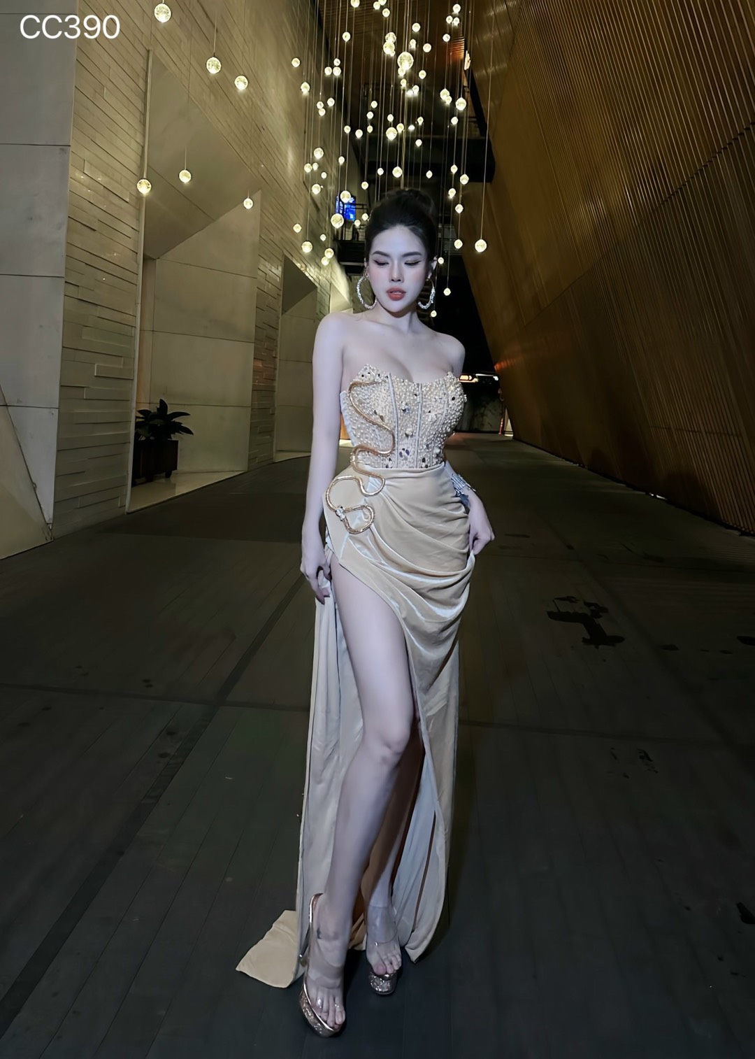 ชุดเดรส เกาะอก แต่งมุก สีทอง Brand HiSo 3073 Size M BKK - Image 2