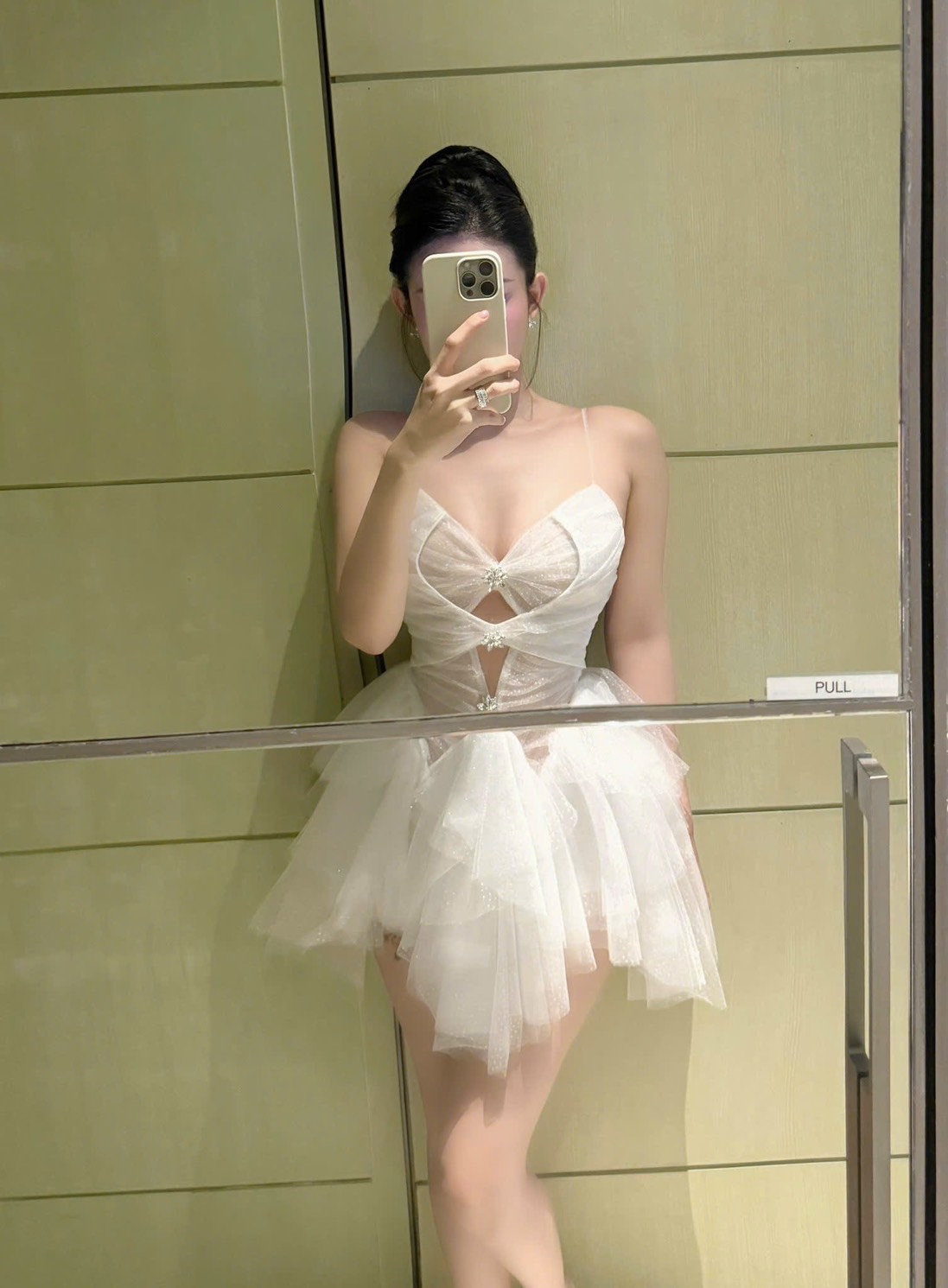 ชุดเดรส สายเดี๋ยว กลิตเตอร์ แต่งเพรช สีขาว สีดำ BRAND OBIBI 2246 Size S,M BKK - Image 6