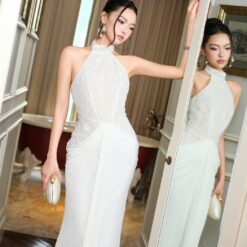 ชุดเดรส ราตรียาว คล้องคอ ลายลูกไม้ สีขาว BRAND OBIBI 3083 Size S-M BKK