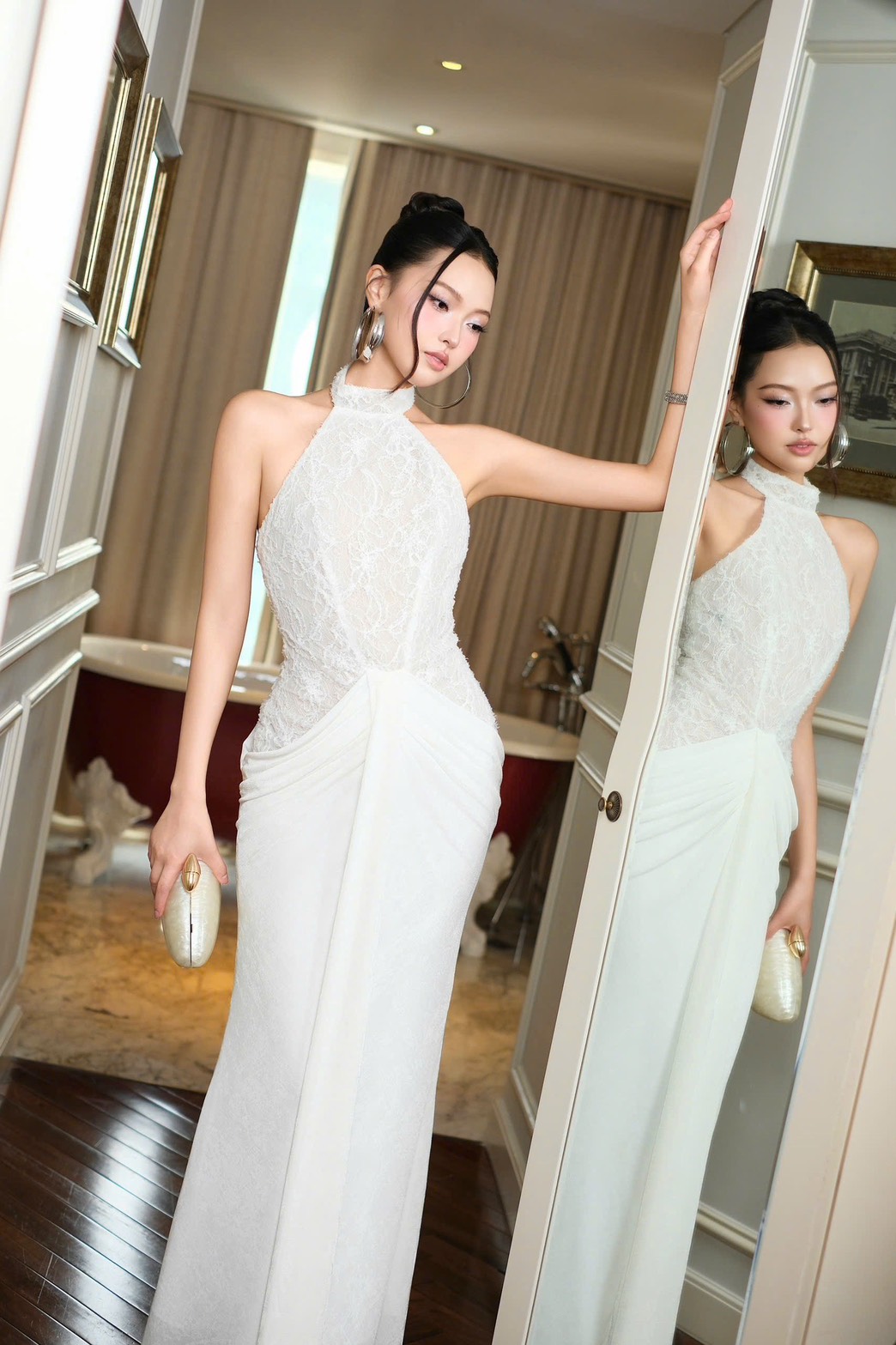ชุดเดรส ราตรียาว คล้องคอ ลายลูกไม้ สีขาว BRAND OBIBI 3083 Size S-M BKK - Image 2